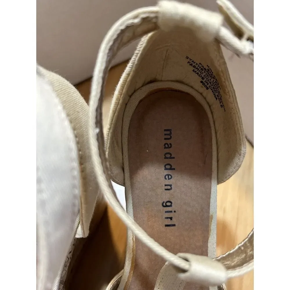Madden Girl Wedge Heel 4